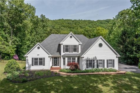 32 Brookview Lane New Milford CT 06776