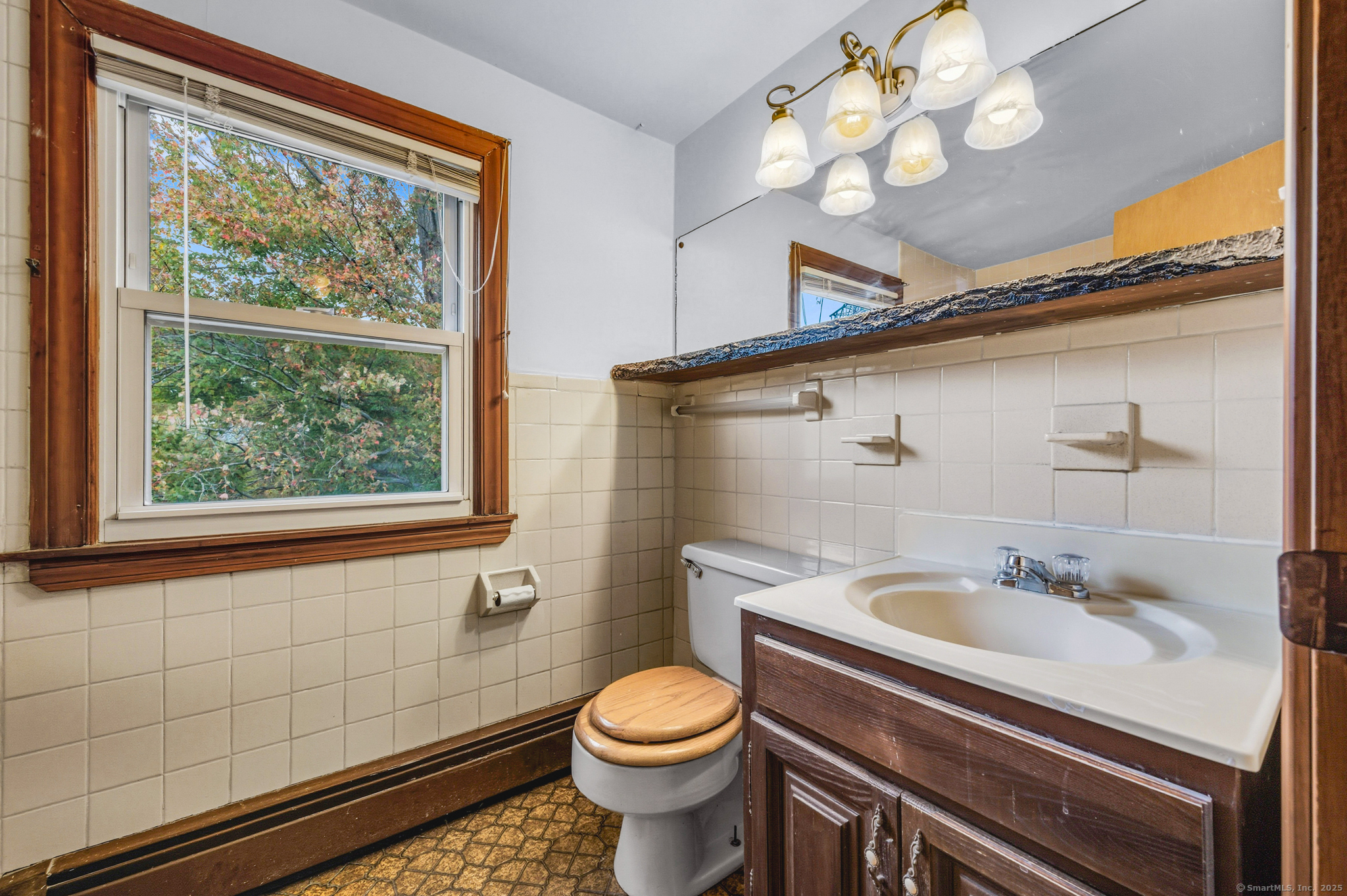 246 Main Street East Hartford CT 06118