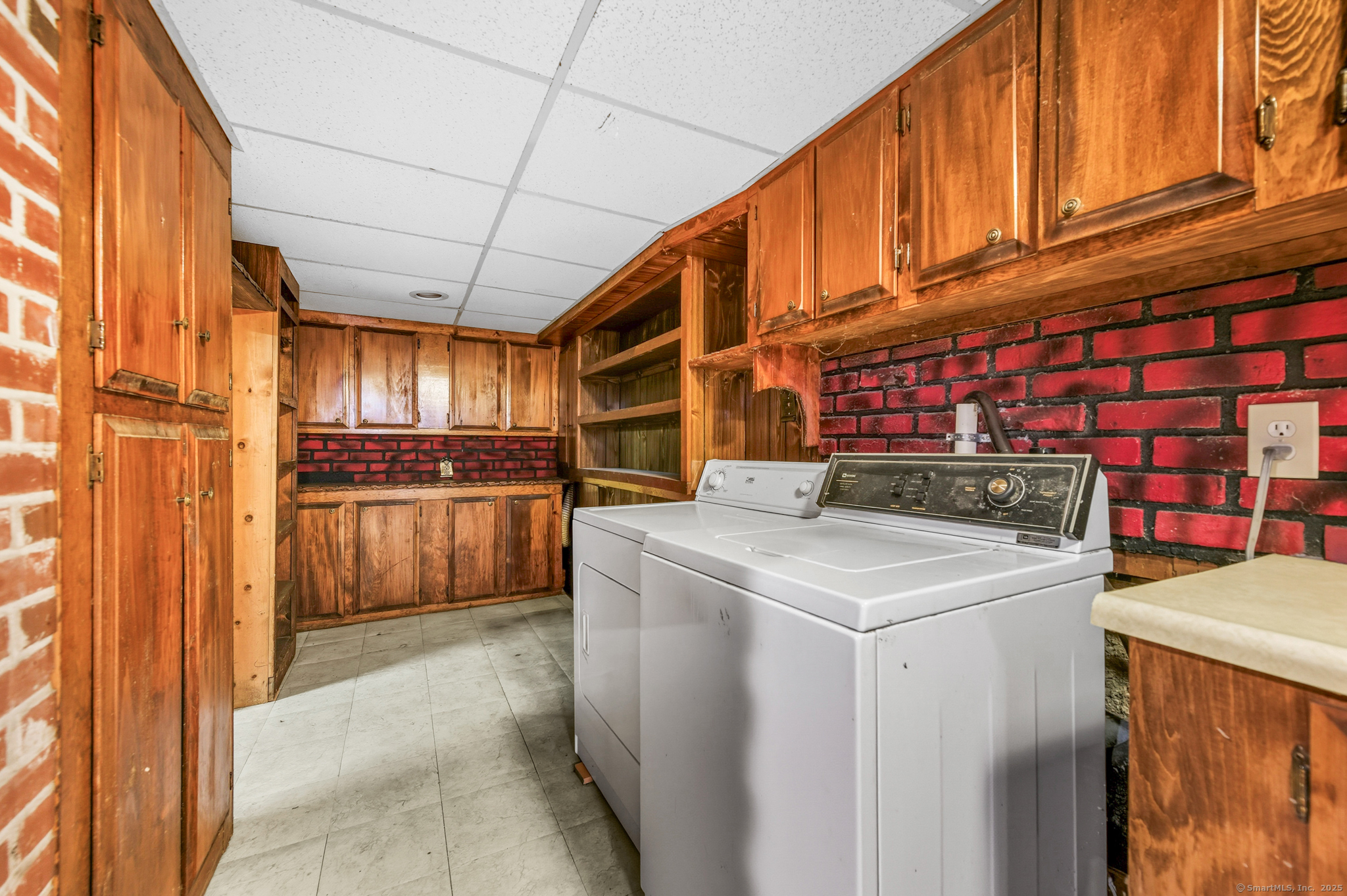 246 Main Street East Hartford CT 06118