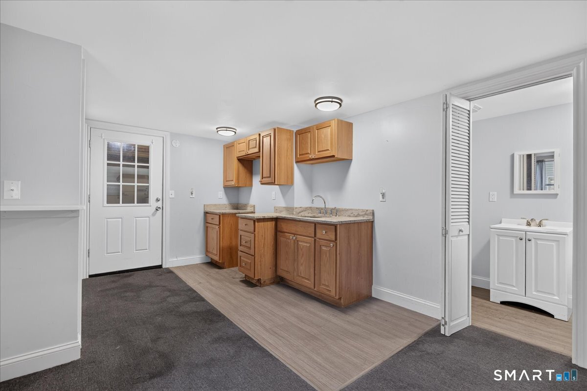 21 Edgemere Road East Haven CT 06512