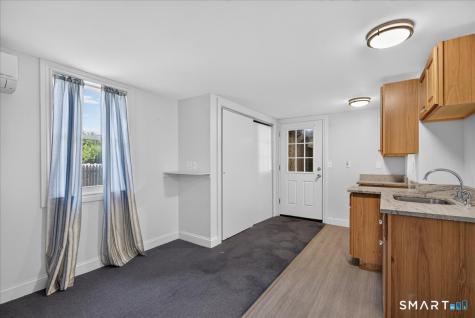 21 Edgemere Road East Haven CT 06512
