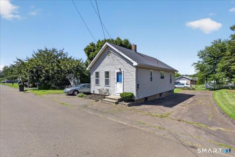 21 Edgemere Road East Haven CT 06512