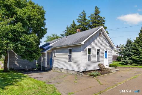 21 Edgemere Road East Haven CT 06512