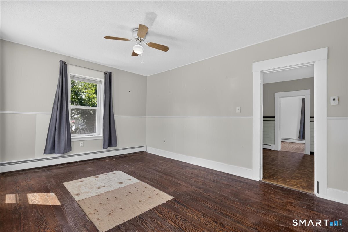 21 Edgemere Road East Haven CT 06512