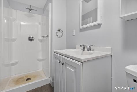 21 Edgemere Road East Haven CT 06512