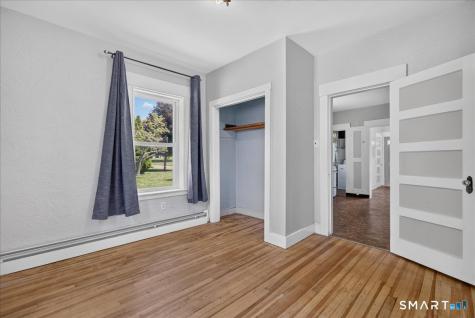 21 Edgemere Road East Haven CT 06512