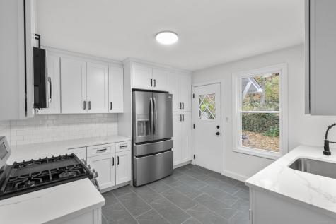 43 Coppola Terrace Derby CT 06418