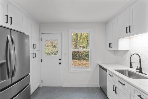 43 Coppola Terrace Derby CT 06418