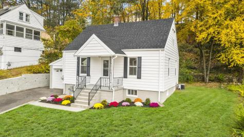 43 Coppola Terrace Derby CT 06418