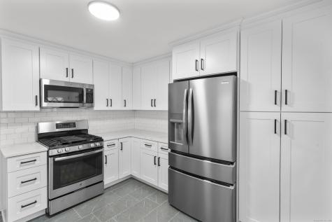 43 Coppola Terrace Derby CT 06418