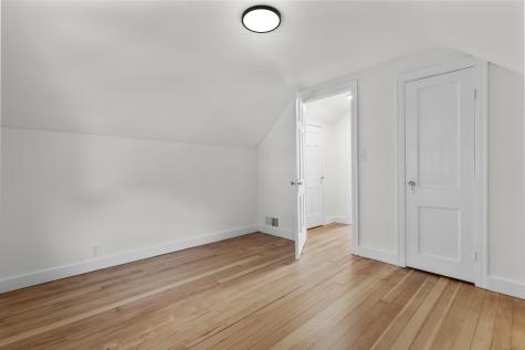 43 Coppola Terrace Derby CT 06418