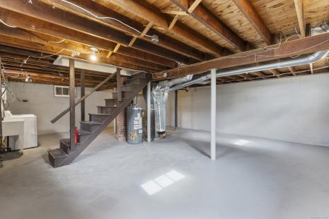 43 Coppola Terrace Derby CT 06418