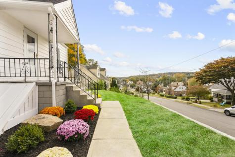 43 Coppola Terrace Derby CT 06418