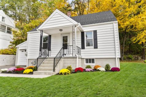 43 Coppola Terrace Derby CT 06418