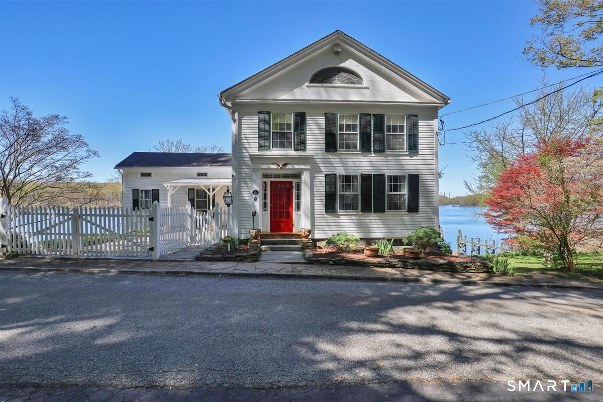 30 Knowles Road East Hampton CT 06424