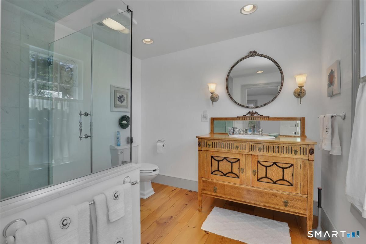 30 Knowles Road East Hampton CT 06424