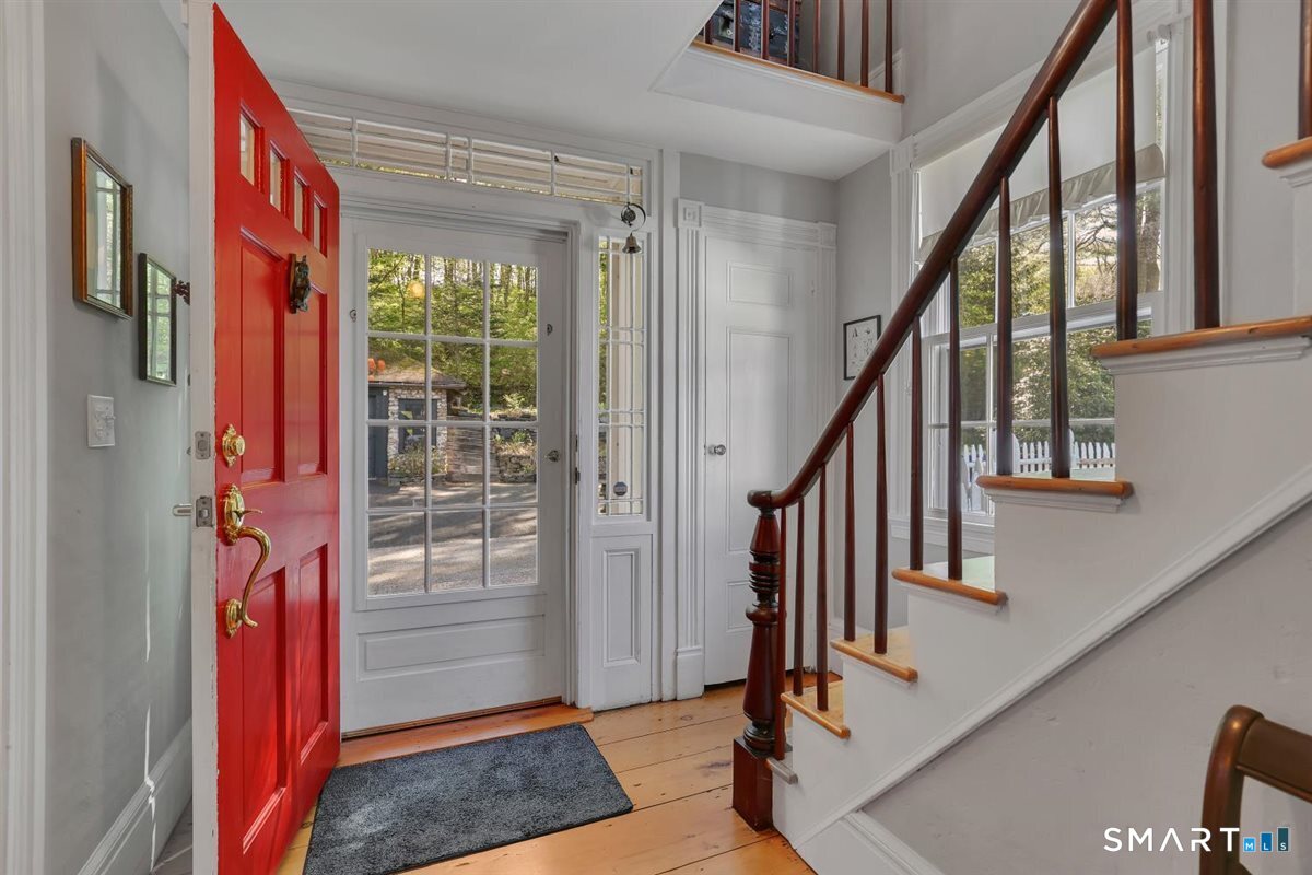 30 Knowles Road East Hampton CT 06424