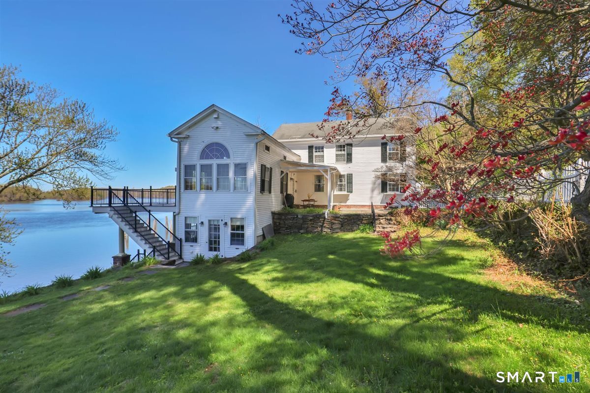 30 Knowles Road East Hampton CT 06424