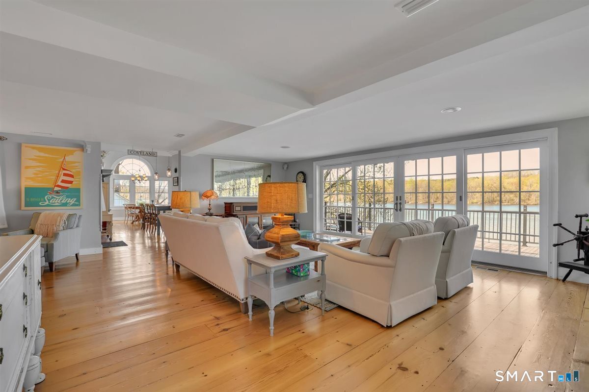 30 Knowles Road East Hampton CT 06424