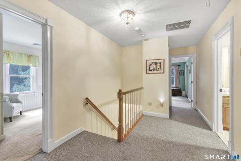61 Greenbriar Road Oxford CT 06478