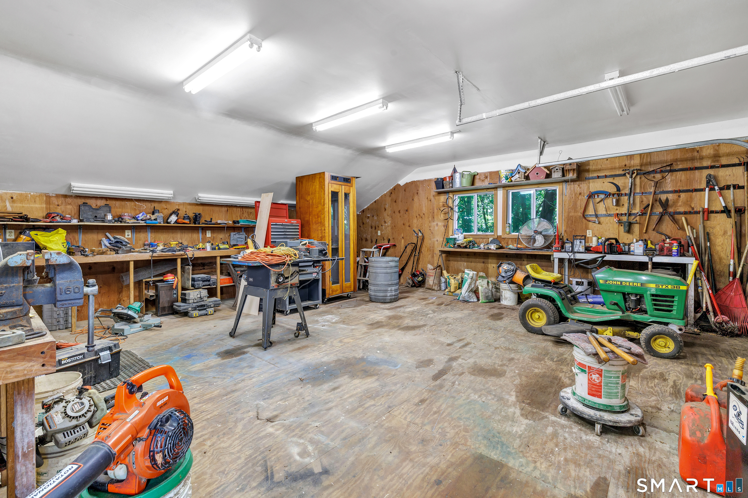 61 Greenbriar Road Oxford CT 06478