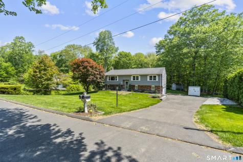 148 Osborn Lane Monroe CT 06468