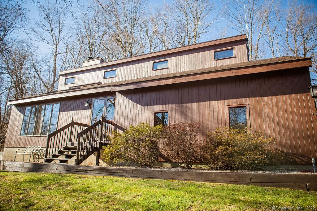 573 Thompson Street East Haven CT 06513