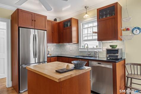 23 Starr Street New London CT 06320