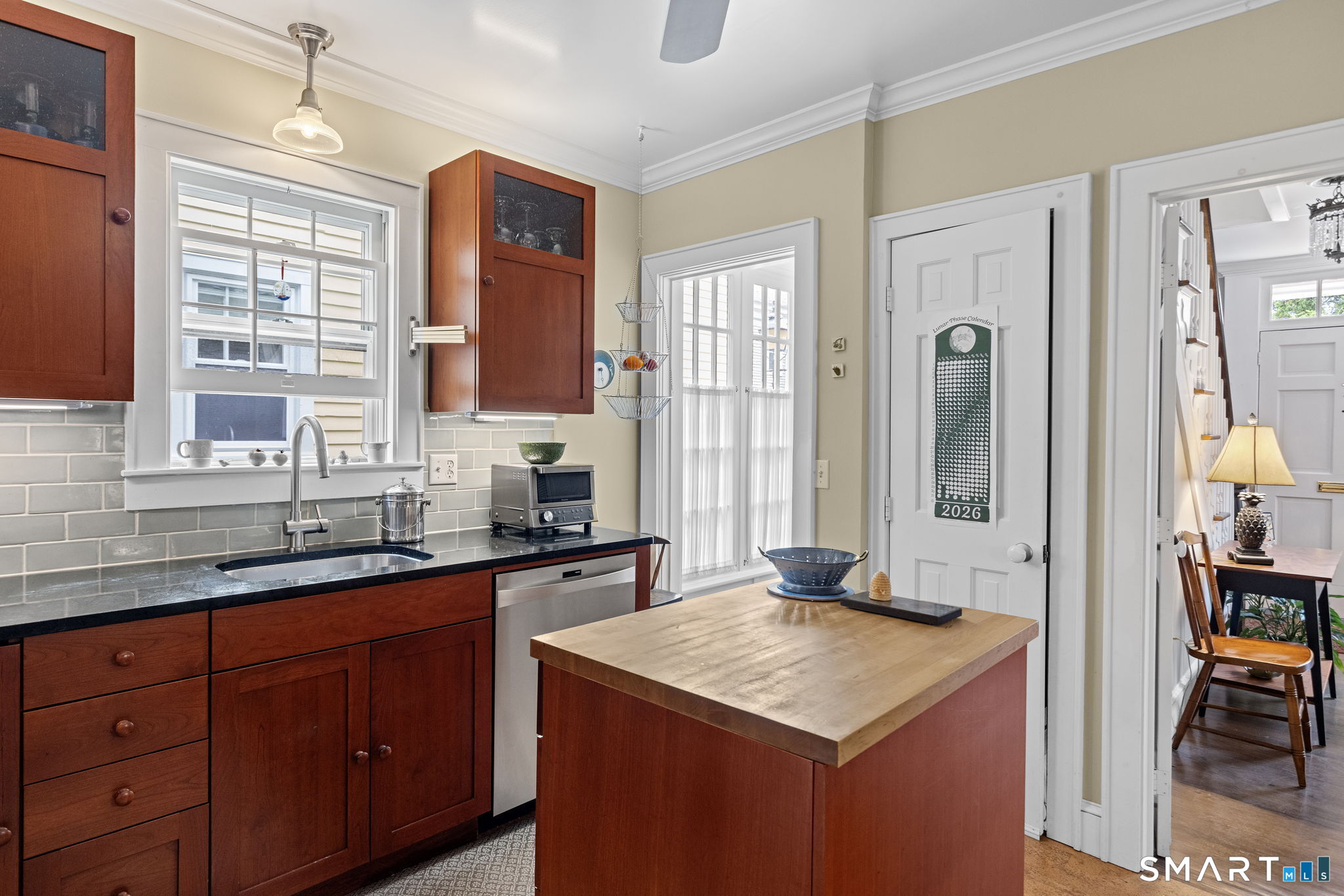 23 Starr Street New London CT 06320