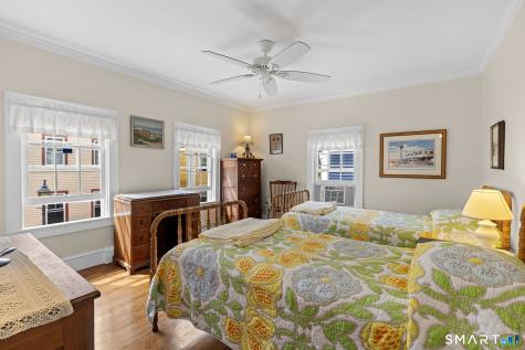 23 Starr Street New London CT 06320