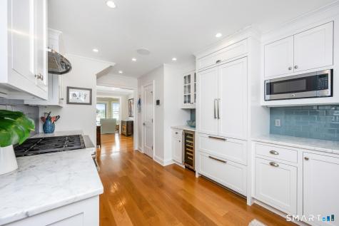 43 Rowayton Avenue Norwalk CT 06853