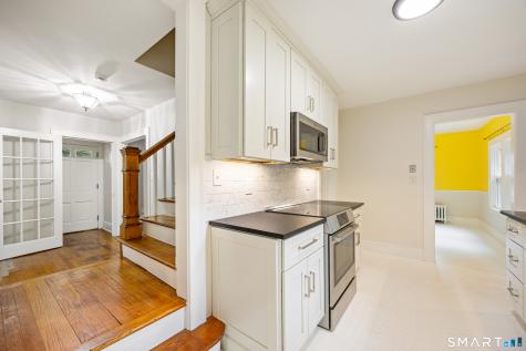 34 Clintonville Road North Haven CT 06473