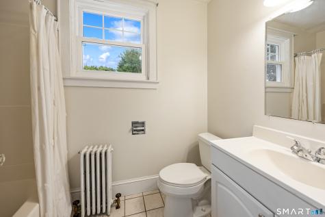 34 Clintonville Road North Haven CT 06473