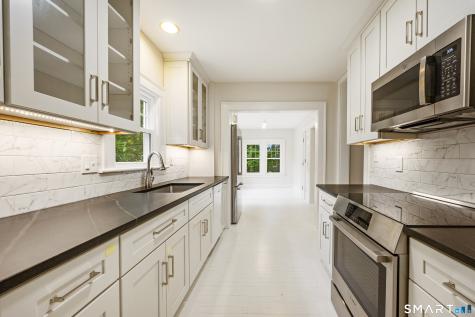 34 Clintonville Road North Haven CT 06473