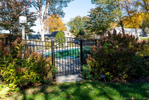 13 Hemlock Drive Essex CT 06426