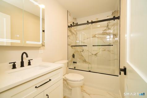 147 Blue Hills Drive Guilford CT 06437