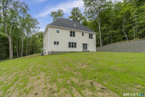 147 Blue Hills Drive Guilford CT 06437