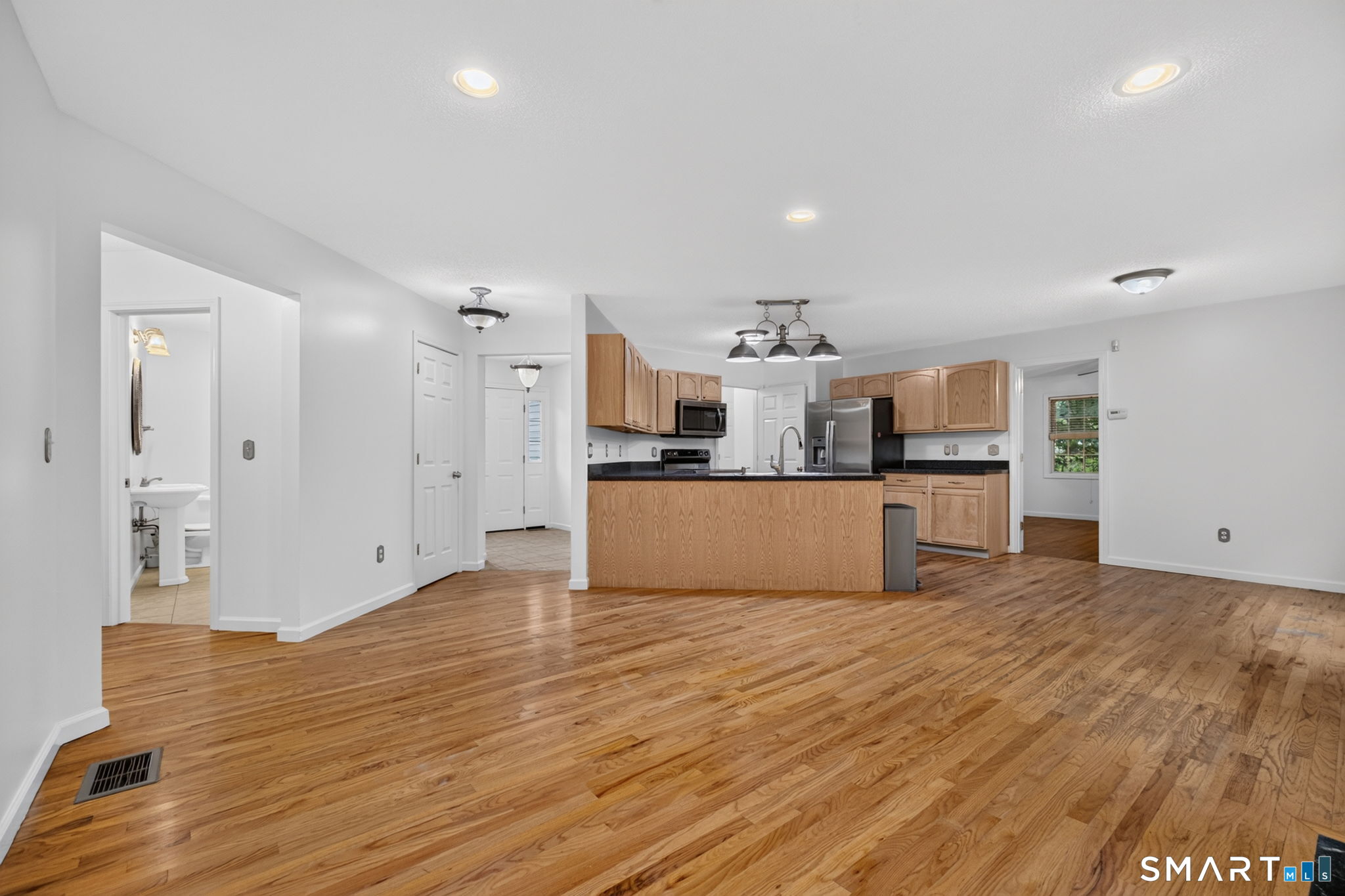 1137 Ridgewood Road Middletown CT 06457