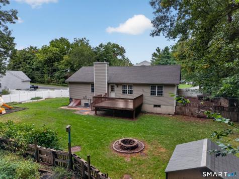 1137 Ridgewood Road Middletown CT 06457