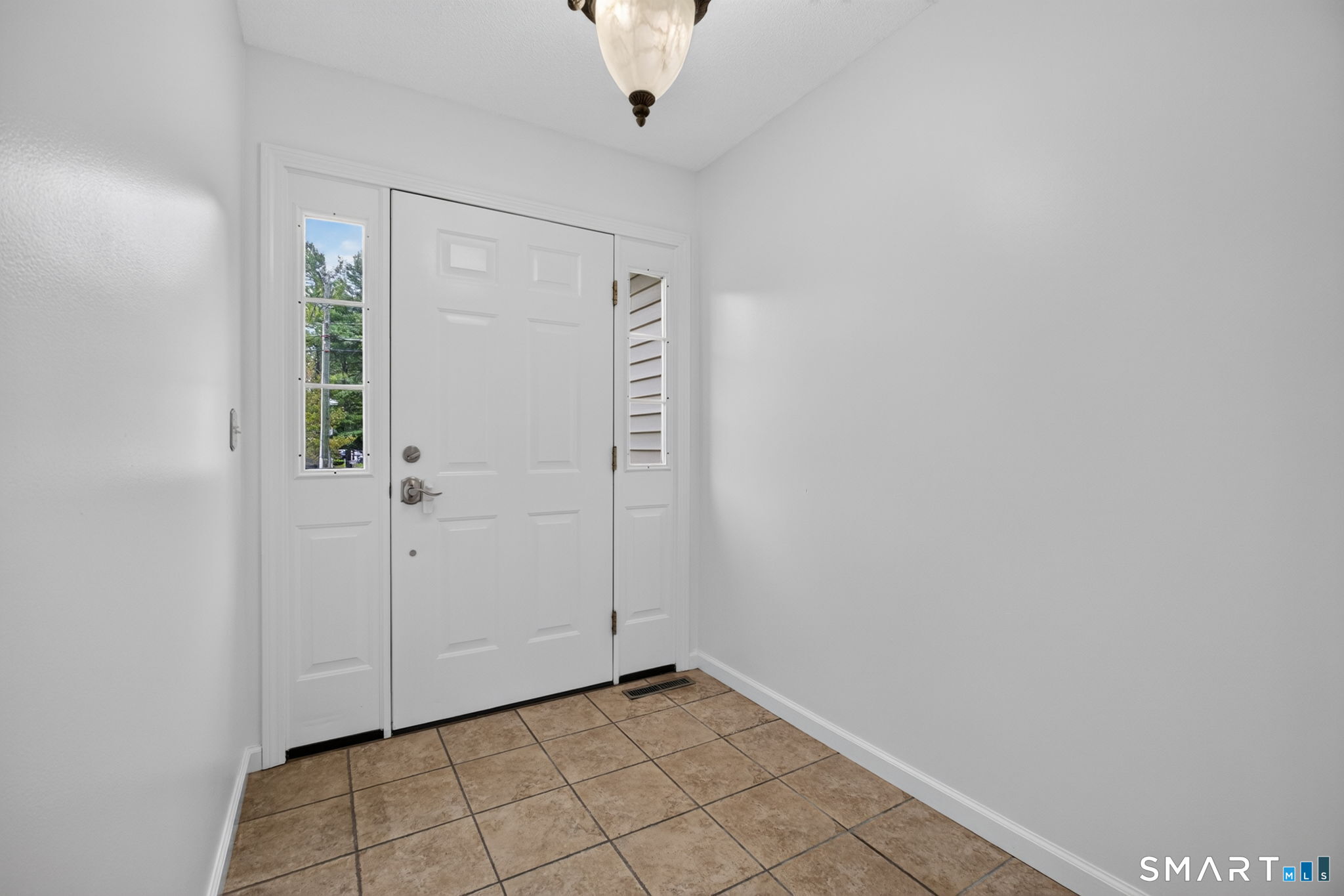 1137 Ridgewood Road Middletown CT 06457