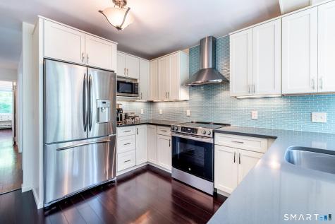 10 Birch Lane Ridgefield CT 06877