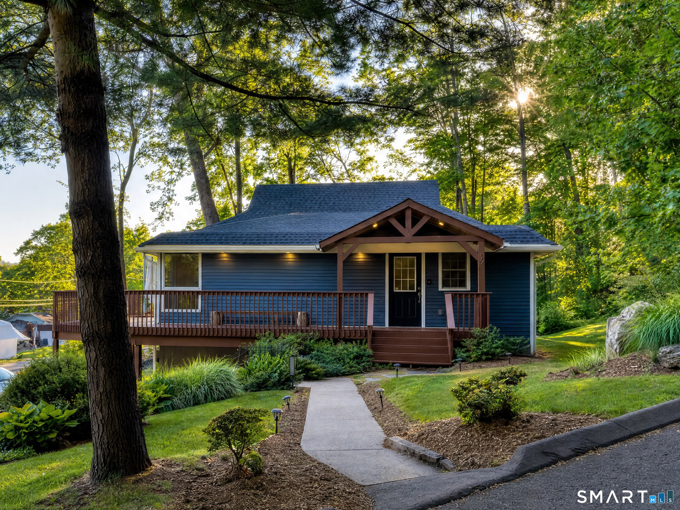 10 Lenape Trail Southbury CT 06488