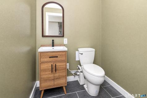 10 Lenape Trail Southbury CT 06488