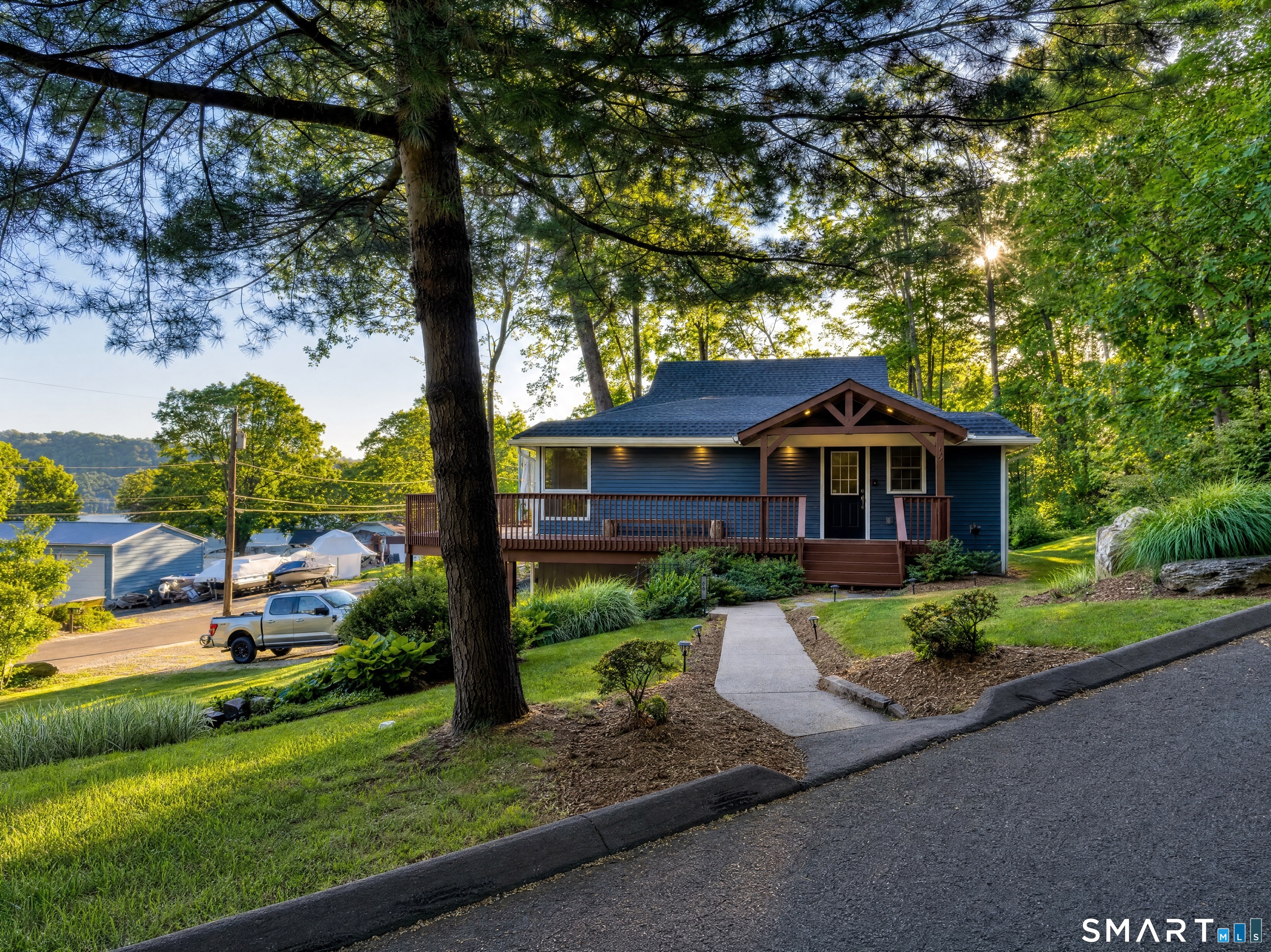 10 Lenape Trail Southbury CT 06488