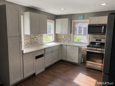 30 Chamberlain Place New Haven CT 06512