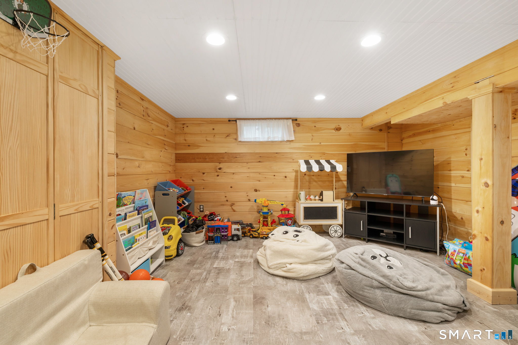 37 Homesdale Avenue Southington CT 06489