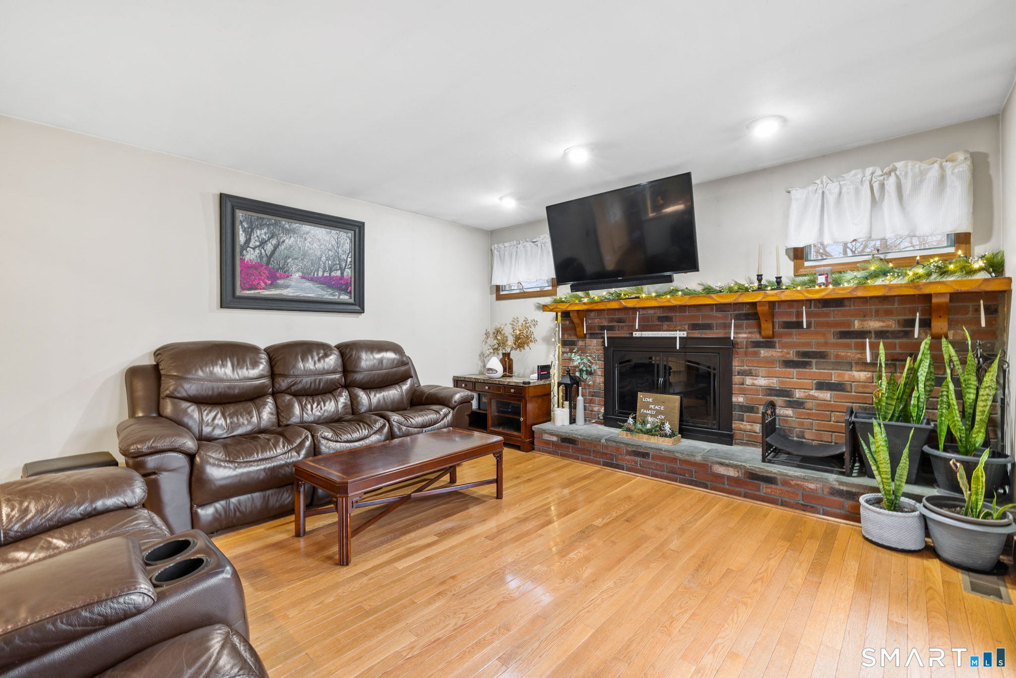 37 Homesdale Avenue Southington CT 06489