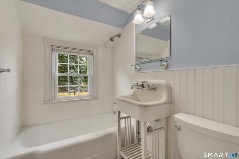 28 Huber Avenue Meriden CT 06450
