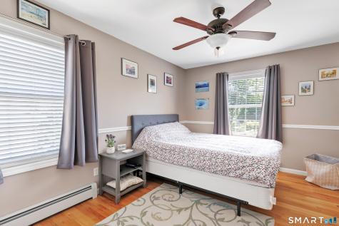 11 Ten Coat Lane Shelton CT 06484
