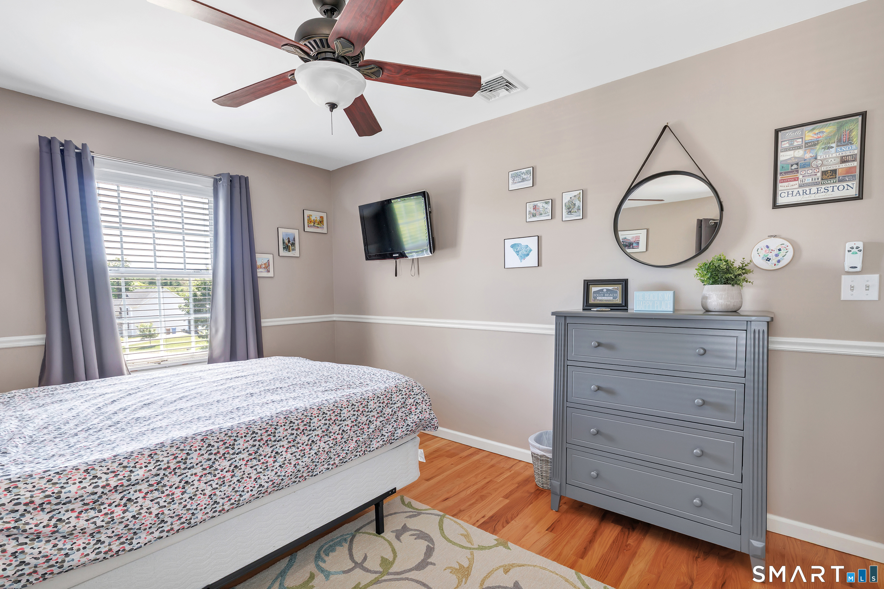 11 Ten Coat Lane Shelton CT 06484